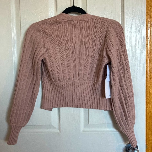 Aritzia Wilfred Plunge Front Cardigan in Palazzo Pink - Picture 5 of 7